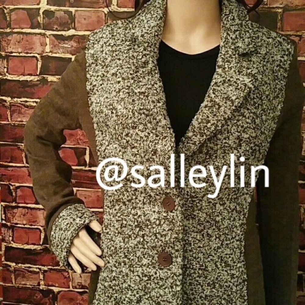 🔵Blazer With Contrast Sleeves